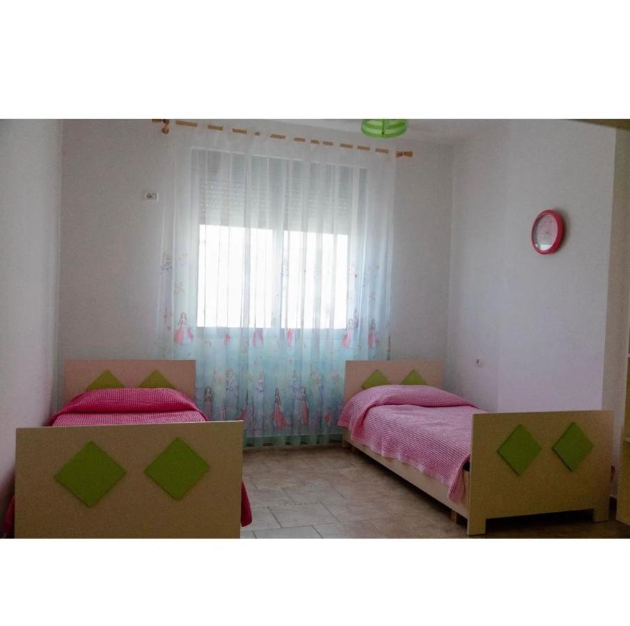 Agaraj Apartament Apartment Orikum Exterior photo